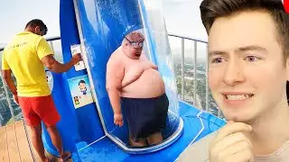 Er steckt in der WASSERRUTSCHE fest..😭