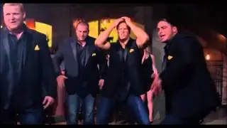 Pitch Perfect 2 - The Scenes with the Green Bay Packers Matthews , TJ Lang - Bootylicious - Riff Off
