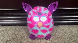Розовые сердечки Furby Boom Feisty To Jolly