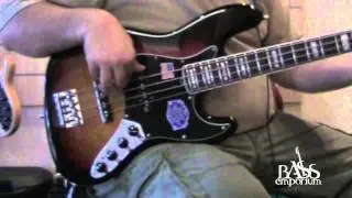 Fender American Deluxe Jazz Bass Demo