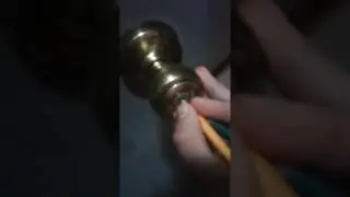 How to pick a lock if u get locked outside your house! life hack!