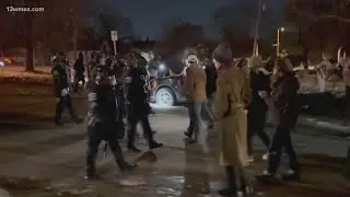 Judge rules that officers can&rsquo;t detain or tear gas peaceful protesters in Minnesota