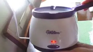Olla para derretir chocolate de Wilton