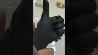 Black Nitrile Gloves