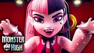 Draculaura's Scare Fair Trophy Quest | Monster High&trade;