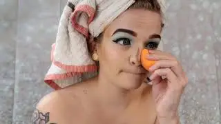 Huda Beauty Mint Makeup Tutorial