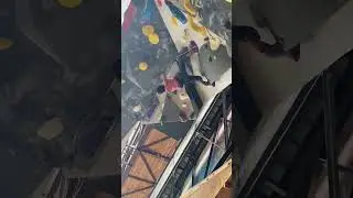 Ulysses Chuang climbing at Arkose Pantin July 24