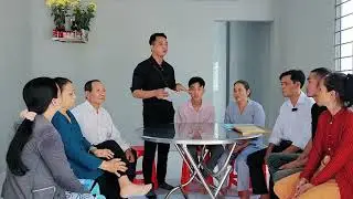 Cha Hối Hận - Người Mẹ Khờ ôm con 