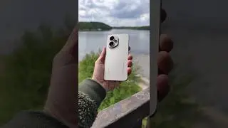 Guess the Phone ZOOM. honor 400 or 400 Pro?