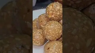 Soft Til Gud Ladoo #shorts #softtilgudladoo #tilgudladoo #tilgudladoorecipe #cookwithjudyandflo