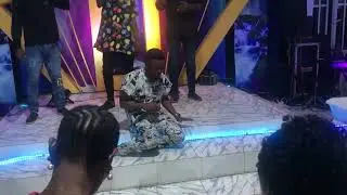 Victorpraiz Ministering