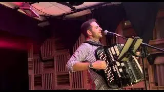 Hélio Esteves - Baile ao vivo
