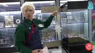 Namjoon reaction when he saw V act as a mannequin! Run bts