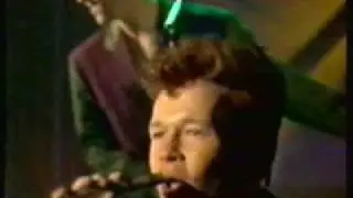 NKOTB - Cover Girl - 1st UK TV perf  The Barn- funny