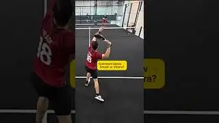 Smash 💥 or Vibora 🐍 &mdash; which one is your go-to shot? #padelvlog  #padel  #PadelShorts #PadelTricks