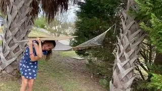 Adahlia tries sign spinning