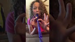 How to play a squid game song on the recorder(don&rsquo;t mind the background noise).￼￼