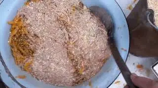 кормление кур несушек,чтоб яйца несли золотые.Жизнь на даче