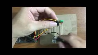 Light sensor circuit uses MOSFET IRF3205