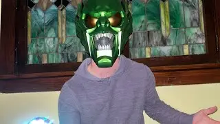 Unboxing Marvel Legends Green Goblin Helmet and Pumpkin Bomb