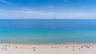 🇪🇸☀️ Discover This Seafront Apartment With Spectacular Views On The Poniente Beach In Benidorm! 🏖😎