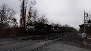 NS 26T descends at the Brickyard mp 238 November 25, 2016