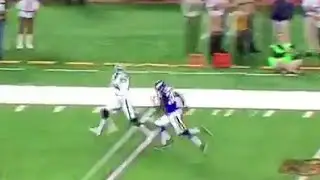 Amari Cooper Blows Past Defender for 40-yard catch