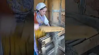 #flax processing #historic #textiles #linen #livinghistory #museum #cloth #clothing