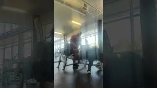 315 for 4 reps 💪🏿🔱