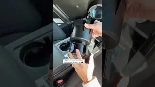 This car tray is a total game-changer - it&rsquo;s like having a mini table in the car! 🚗 #carhacks