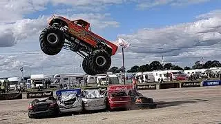 Podzilla and Swampthing massive jumps at Santa Pod Euro Finals 7 Sept 2019