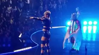 Katy Perry Dunks with Brad the Dad at Witness Milwaukee Tour