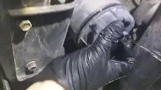 Andrew 05 6.0 E350 fuel filter replacement part 2