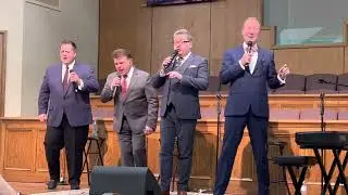 Tribute Quartet - Somebody Tell