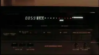 DENON DR-M12HR Cassette Deck
