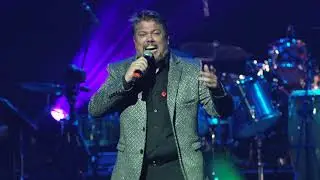 Los Fatales - El Cotill&oacute;n (En Vivo en el Teatro Sol&iacute;s)