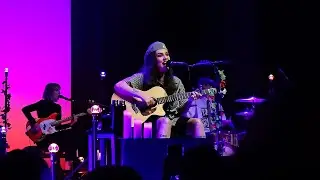 Hoshi ❤️ « SQY » à Marseille, Le Silo 09.10.2025 Tournée Acoustique