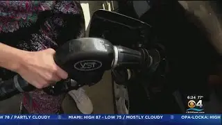 Tax break helps drop Florida gas prices