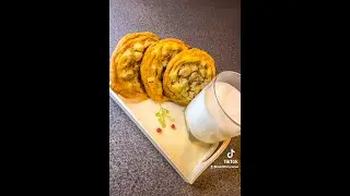 Soft & Chewy Chocolate Chip Cookies!