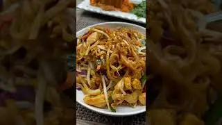 Delicious Chicken Pad Thai | Feast On These TV