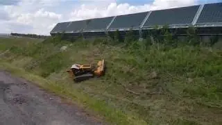 AGRO-MAREK Skrzyszów - koszenie kosiarką sterowaną pilotem McConnel ROBOCUT Firma Czarnik Skrzyszów