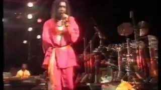 08 - Peter Tosh - Glasshouse (Live)