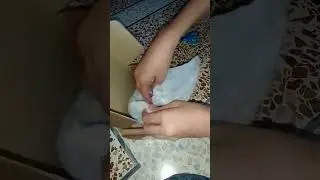 Unboxing a parcel from conatural✨