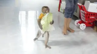 Donal Carry Vegetable To Kitchen For Mom Clean