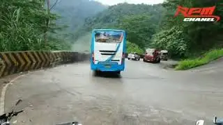 Bus driver jumps off the moving bus without brakes