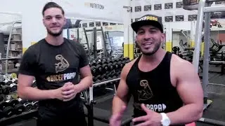 MOBICEP BOUWT EIGEN GYM EN LAAT ZIEN HOE!!! - #VLOG 17