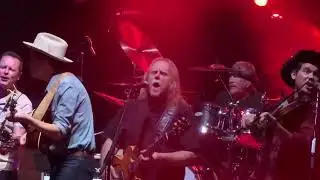 Gov't Mule w/ Old Crow - Apopka,FL, Amphitheater-10/15/2022-You Ain't Going Nowhere
