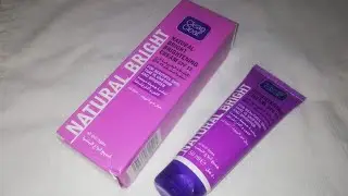 مرطب لتفتيح البشرة و وآقي شمسي من Clean & Clear، خالي من الزيوت وإشراقة طبيعية 