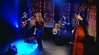 Worksong/Dr&oslash;mte mig en dr&oslash;m i nat, feat.Carmen Gomes, Peter Bj&oslash;rnild: Bass