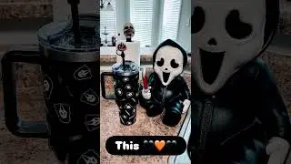 #ghostface duh 😜 #horrorshorts#horror#halloweenallyear#spooky#spookylife